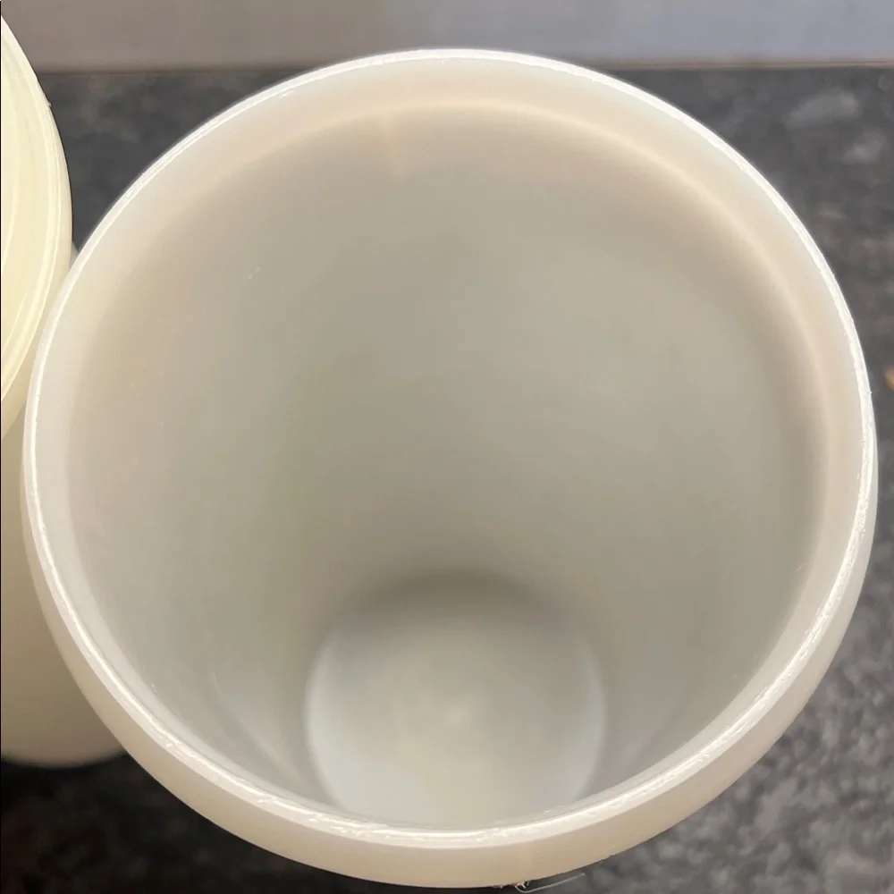 Tupperware this vintage
